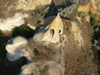 P1040548.JPG 3456x2592 index 304